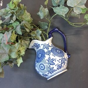 Vintage Cobalt Blue & White Pitcher Style Porcelain Wall Pocket